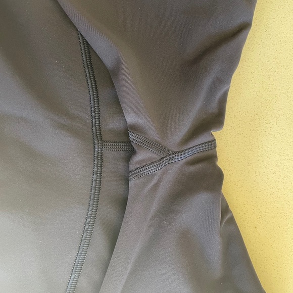 Lululemon 21’ legging - Picture 5 of 8